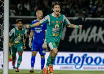 Persebaya Gagal Menang Lawan 10 Pemain Dewa United di Kandang Sendiri