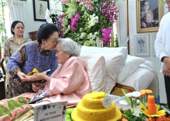 Istri Hoegeng Meninggal, Inilah Kenangan Megawati Soekarnoputri Tentang Eyang Meri 