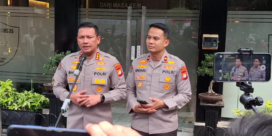 Kombes Budi Hermanto menyampaikan praperadilan ditolak PN Jaksel, dr. Richard Lee di cekal terkait laporan pelanggaran konsumen. Foto: Amsi