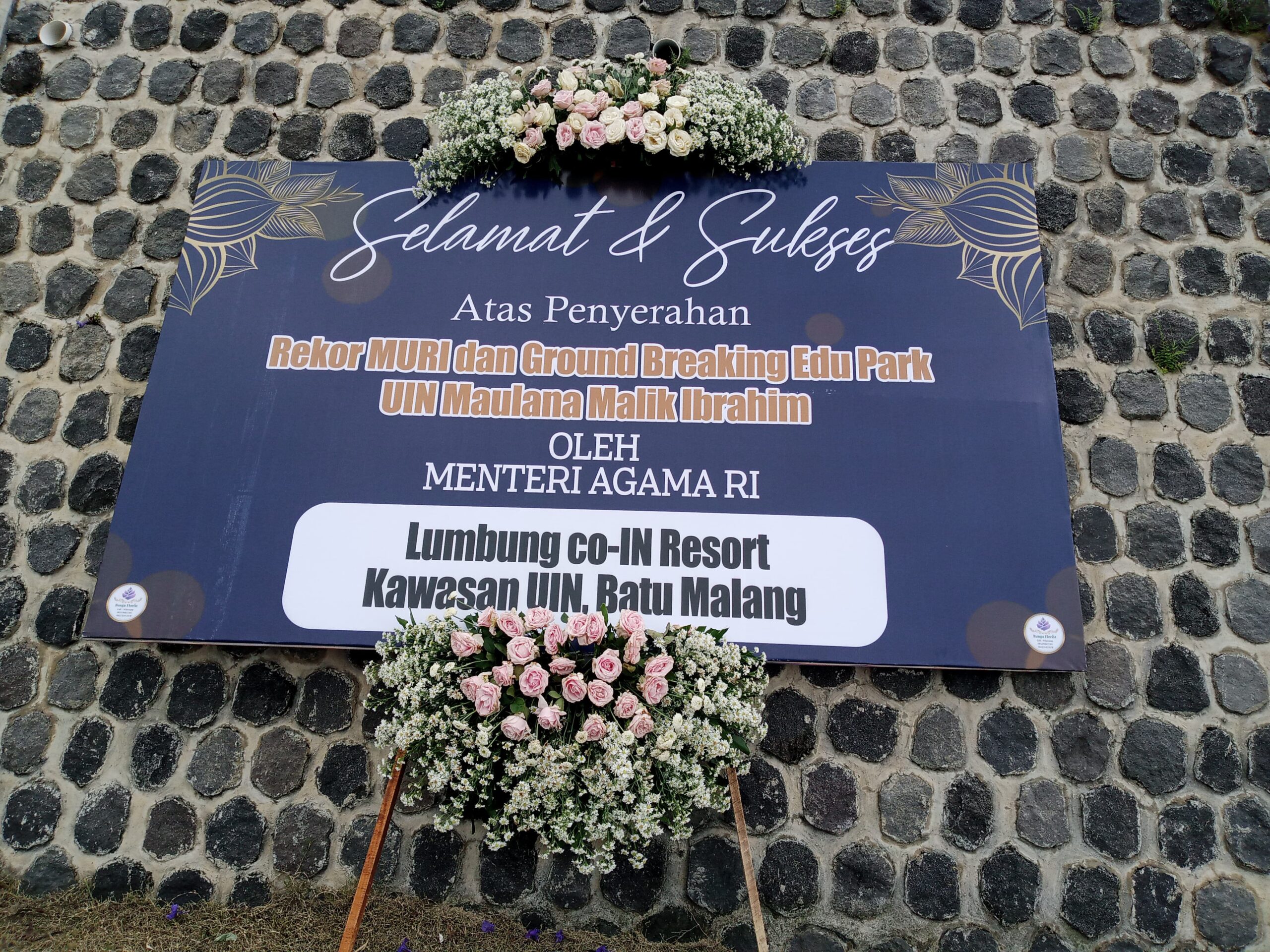 Lumbung coIN Resort. Sumber foto ekoin.co