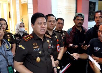 Kepala Kejaksaan Negeri (Kajari) Bangka Selatan, Sabrul Iman dalam wawancara dengan awak media