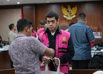 Terdakwa Kerry Adrianto Riza - Anak Riza Chalid di persidangan kasus korupsi tata kelola minyak mentah di Pertamina