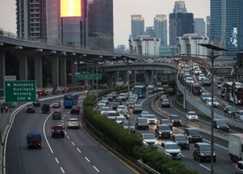 Jumlah lonjakan kendaraan di ibu kota Jakarta, berpotensi risiko pelanggaran lalu lintas. Foto: Ist