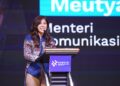Menteri Komunikasi dan Digital Meutya Hafid saat memaparkan urgensi regulasi AI dalam ekosistem pers nasional di Serang. Pemerintah berkomitmen menata pemanfaatan teknologi di ruang publik guna melindungi hak-hak jurnalistik dan keamanan data warga di era digital. (Foto: Istimewa/Ekoin.co)
