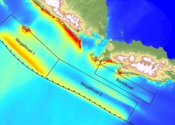 Sumber Foto: Segmen zona megathrust di selatan Jawa dan Sumatra. (Dok. Jurnal On the potential for megathrust earthquakes and tsunamis off the southern coast of West Java and southeast Sumatra, Indonesia)