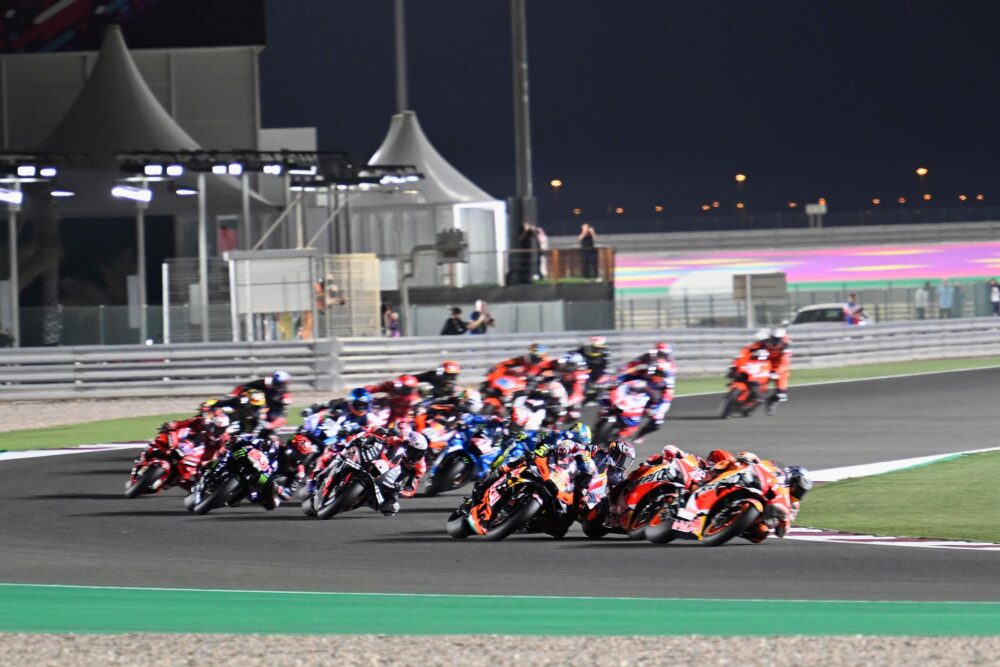 Sirkuit Lusail di Qatar yang menjadi tuan rumah MotoGP kini berada dalam ketidakpastian menyusul meningkatnya konflik di kawasan Timur Tengah menjelang jadwal balapan April 2026.