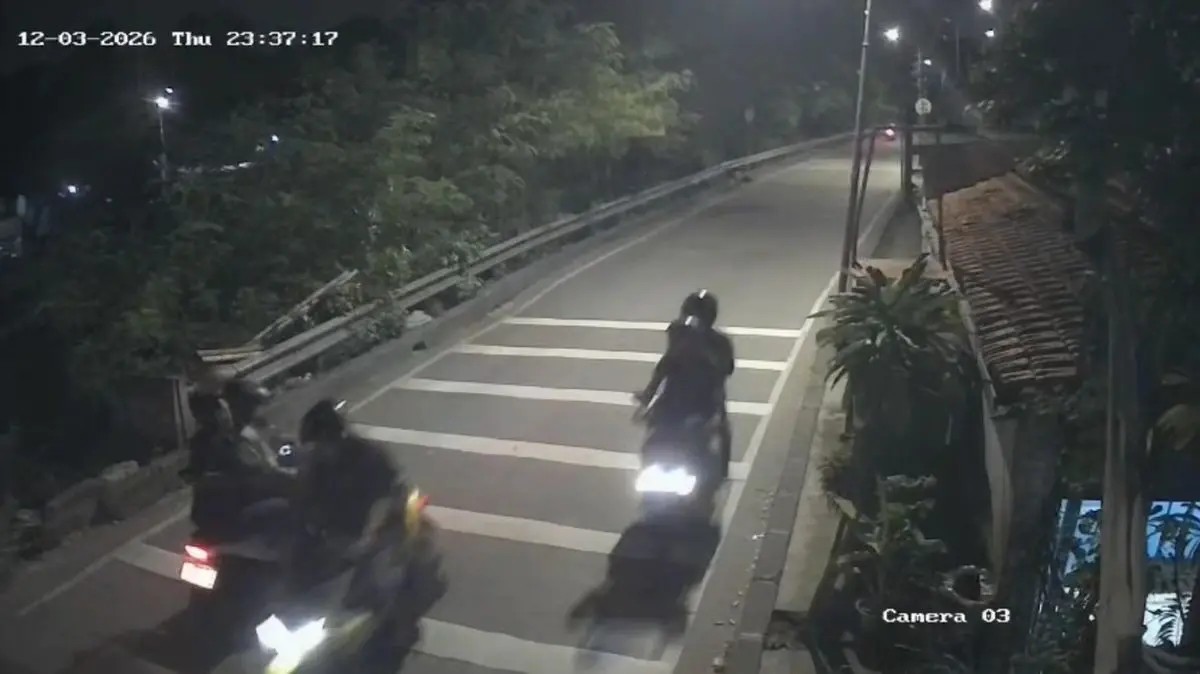 Wakil Koordinator KontraS Andrie Yunus menjadi korban penyiraman air keras oleh orang tidak dikenal usai menghadiri perekaman podcast di kantor YLBHI, Jakarta.