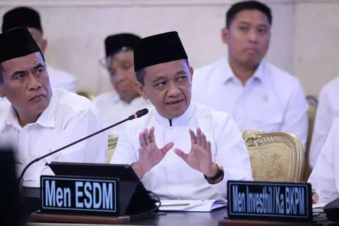 Menteri Energi dan Sumber Daya Mineral (ESDM) Bahlil Lahadalia saat melaporkan kondisi energi nasional kepada Presiden Prabowo Subianto dalam sidang kabinet paripurna