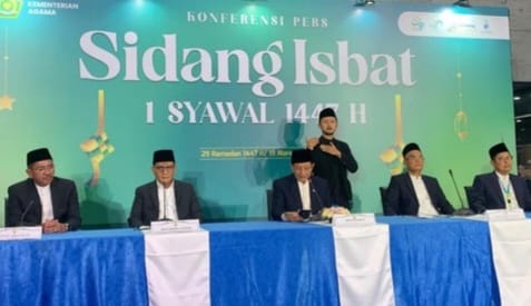 Menteri Agama Nasaruddin Umar memimpin sidang isbat penetapan 1 Syawal 1447 Hijriah di Jakarta. Pemerintah menetapkan Lebaran 2026 jatuh pada 21 Maret setelah hilal tidak terlihat di seluruh wilayah Indonesia.
