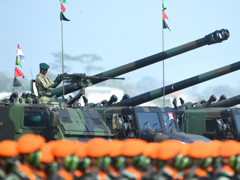 Panglima TNI Agus Subiyanto memberikan instruksi kepada jajaran TNI. Ia mengeluarkan telegram yang memerintahkan seluruh satuan meningkatkan kesiapsiagaan di tengah perkembangan situasi global.