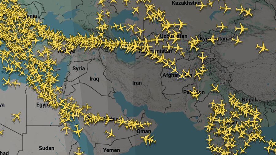 Manajemen bandara meningkatkan koordinasi dengan maskapai dan otoritas terkait menyusul pembatalan sejumlah rute ke Timur Tengah akibat penutupan wilayah udara menyusul eskalasi konflik di kawasan tersebut. (Foto: Dok. Angkasa Pura/Istimewa)