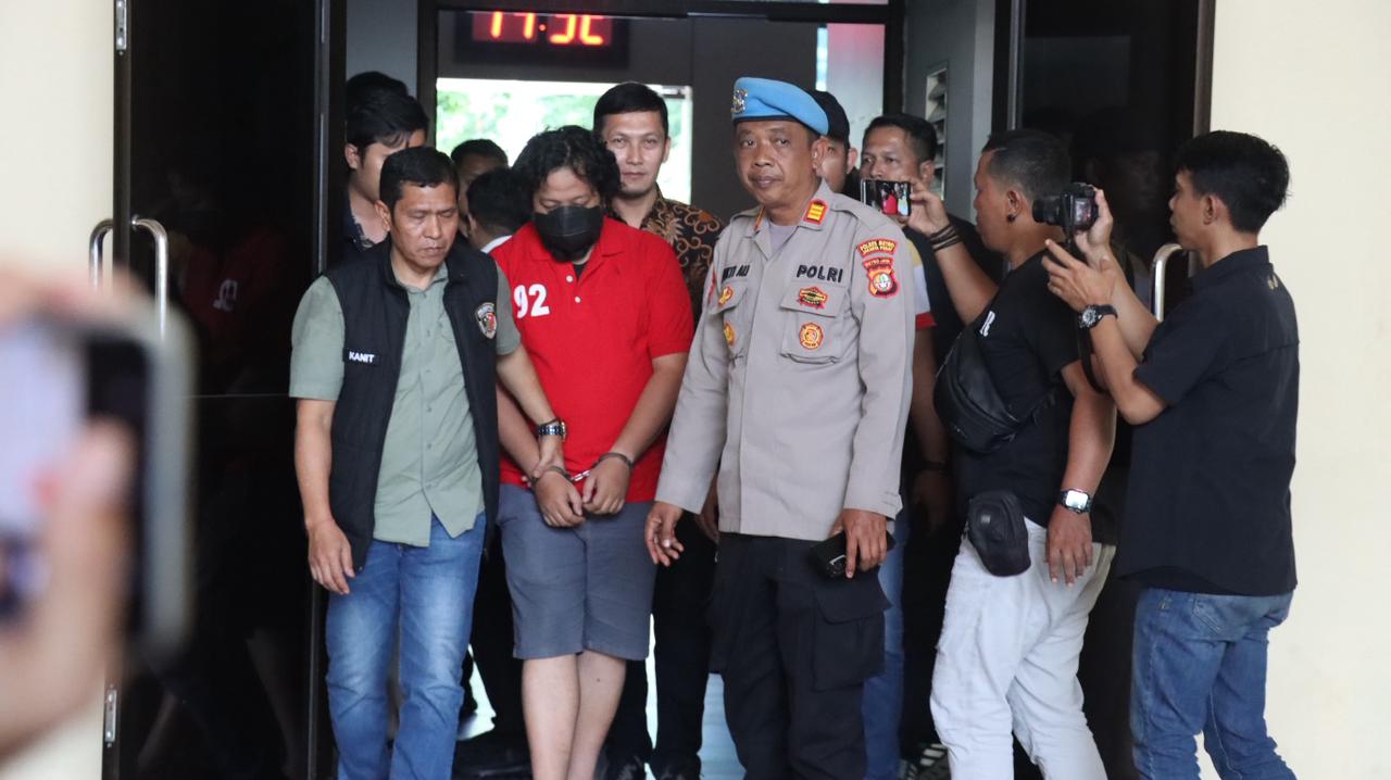 Michael Wishnu Wardana telah resmi dilimpahkan ke PN Jakarta Pusat dan segera memasuki tahap persidangan pada April 2026 ini. (Foto: Ist/Ekoin)