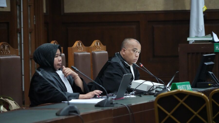 Jaksa meminta hakim menetapkannya sebagai tersangka karena dinilai memberikan keterangan bohong terkait keterlibatan pihak ketiga dalam proses akuisisi tersebut. (Foto: Ist/Ekoin)