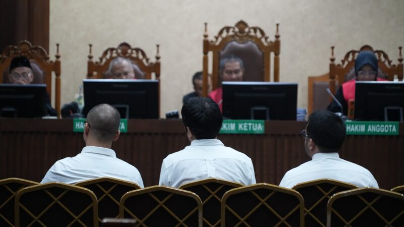 Saksi Irawan Prakoso saat memberikan keterangan dalam persidangan kasus dugaan korupsi PT Pertamina terkait akuisisi PT Orbit Terminal Merak di PN Tipikor Jakarta Pusat, Selasa (31/3/2026).