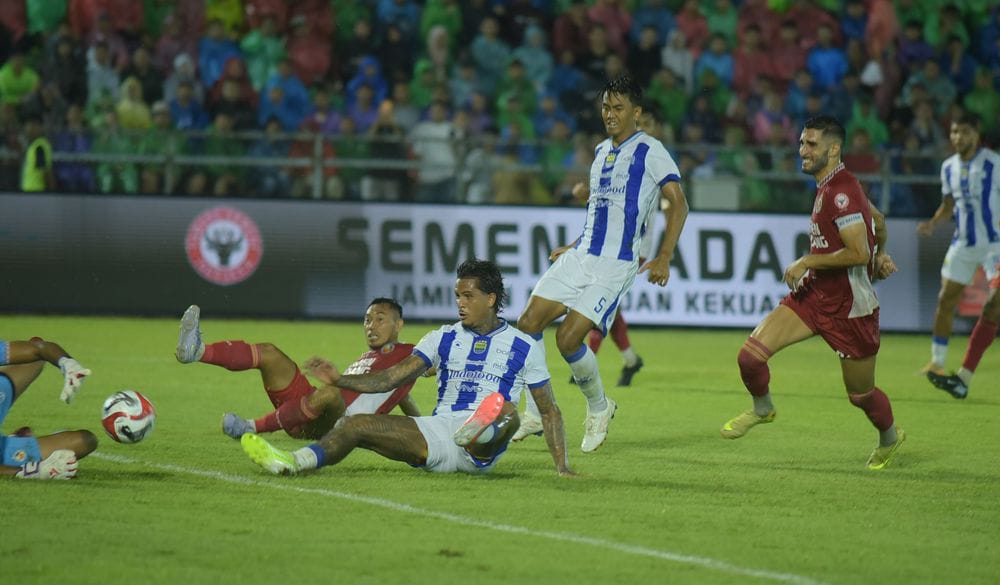 Gelandang Persib Bandung Beckham Putra Nugraha menegaskan delapan laga tersisa sebagai penentu gelar juara musim ini.