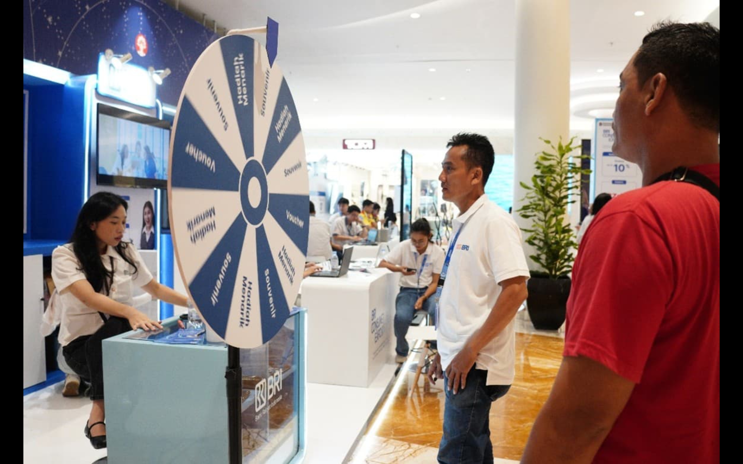 BRI KKB The Elite menghadirkan berbagai benefit tambahan mulai dari voucher, kartu debit spesial hingga merchandise eksklusif.. Sumber dok www.bri.co.id