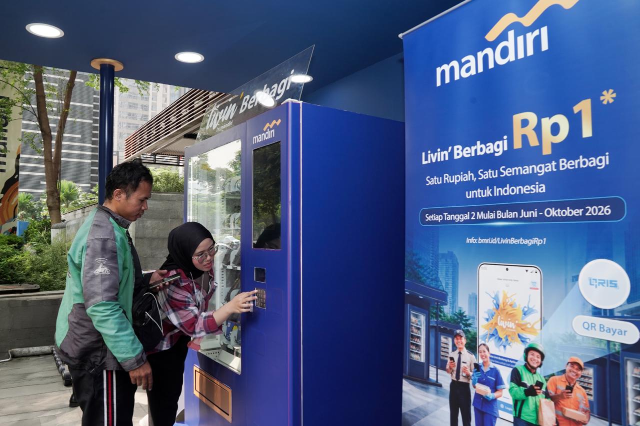 Livin' Mandiri Berbagi menyalurkan 3.360 paket makanan dan minuman di 12 region Indonesia. Sumber dok www.bankmandiri.co.id